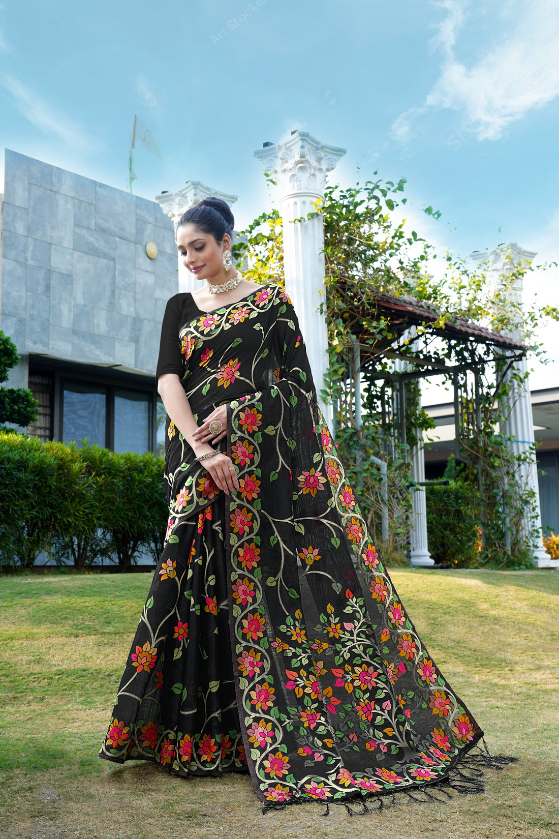 Ishika Fab Black Soft Cotton Saree