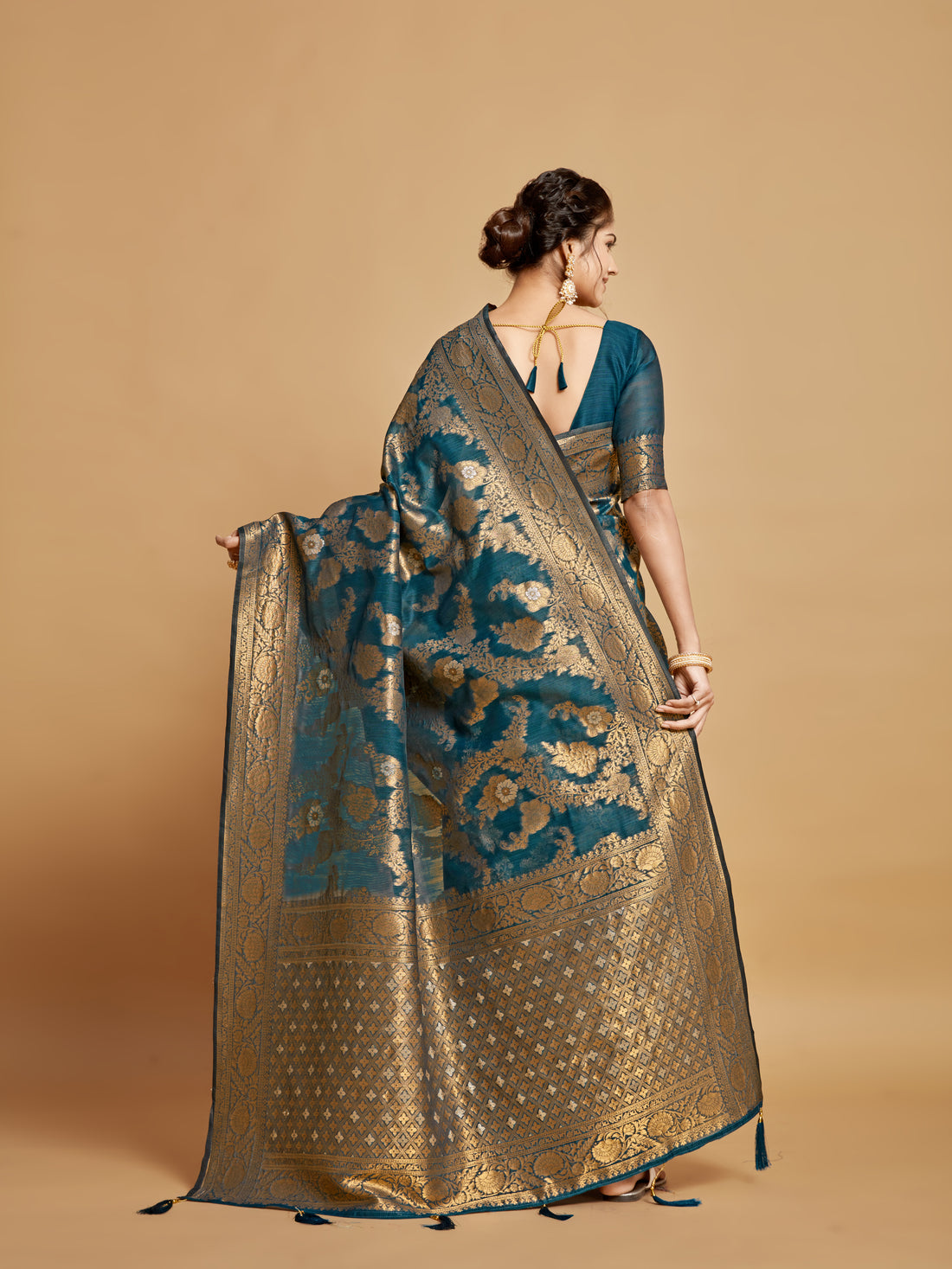 Ishika Fab Teal Blue Linen Saree